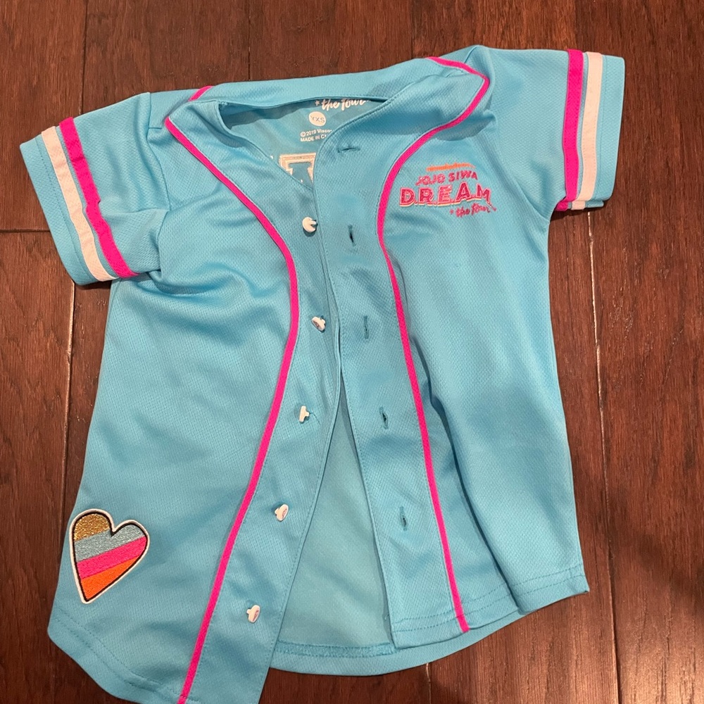 JoJo Siwa Dream your shirt - VGUC